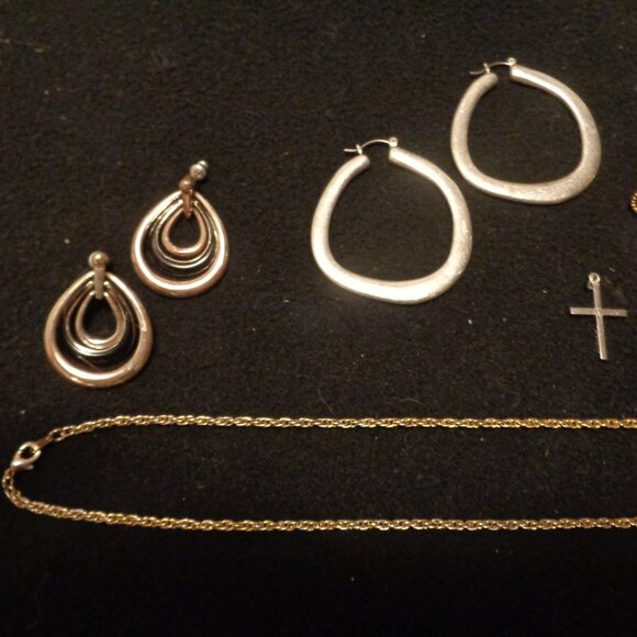 VINTAGE RETRO EARINGS JEWELRY LOT - Picture 3 of 5